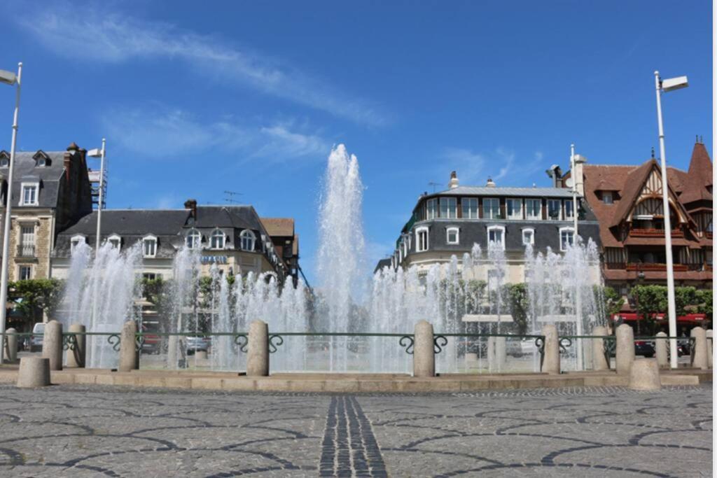 Appartement, Place Morny. Apartment Deauville